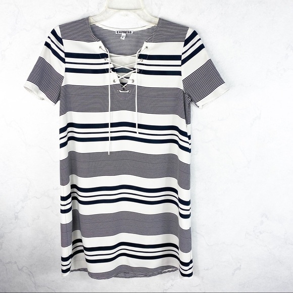 [Express] Stripe Lace Up Shift Dress - Picture 2 of 4
